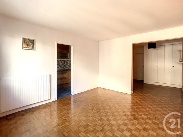 Appartement F3 à vendre - 3 pièces - 65.62 m2 - PARIS - 75019 - ILE-DE-FRANCE - Century 21 Chaumont-Laumière