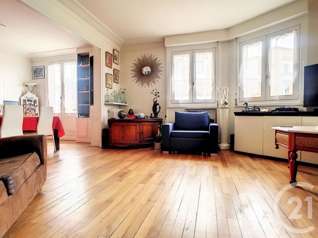 Appartement F3 à vendre - 3 pièces - 76.79 m2 - PARIS - 75019 - ILE-DE-FRANCE - Century 21 Chaumont-Laumière