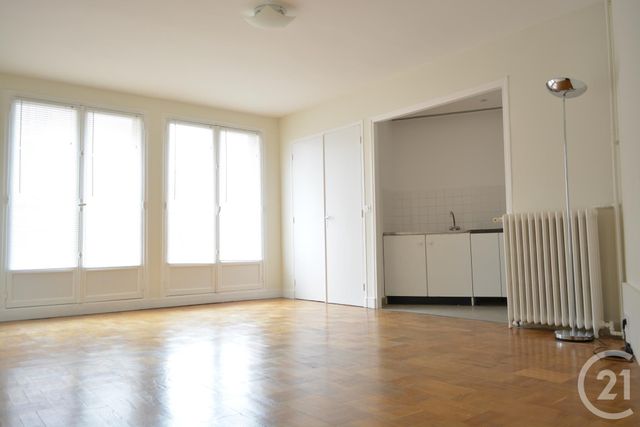 Appartement F1 à louer - 1 pièce - 31.5 m2 - PARIS - 75019 - ILE-DE-FRANCE - Century 21 Chaumont-Laumière