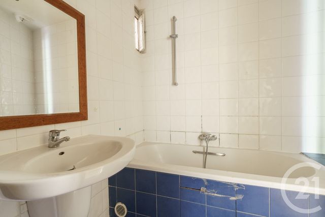 Appartement F3 à vendre - 3 pièces - 73.05 m2 - PARIS - 75019 - ILE-DE-FRANCE - Century 21 Chaumont-Laumière