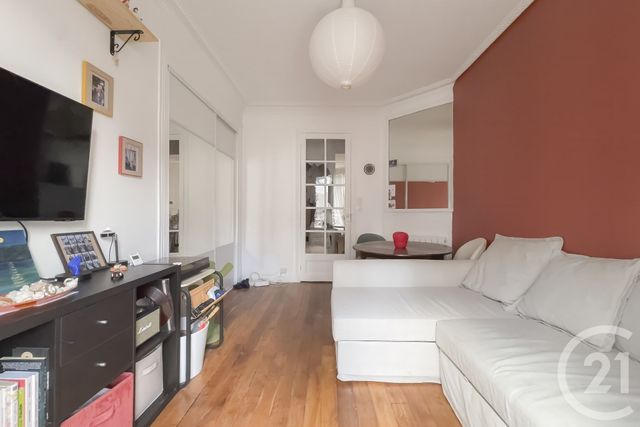 Appartement F2 à vendre - 2 pièces - 39.0 m2 - PARIS - 75019 - ILE-DE-FRANCE - Century 21 Chaumont-Laumière
