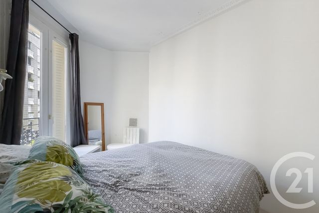 Appartement F2 à vendre - 2 pièces - 39.0 m2 - PARIS - 75019 - ILE-DE-FRANCE - Century 21 Chaumont-Laumière