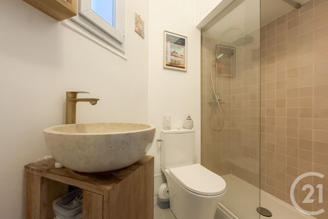 Appartement F2 à vendre - 2 pièces - 39.0 m2 - PARIS - 75019 - ILE-DE-FRANCE - Century 21 Chaumont-Laumière
