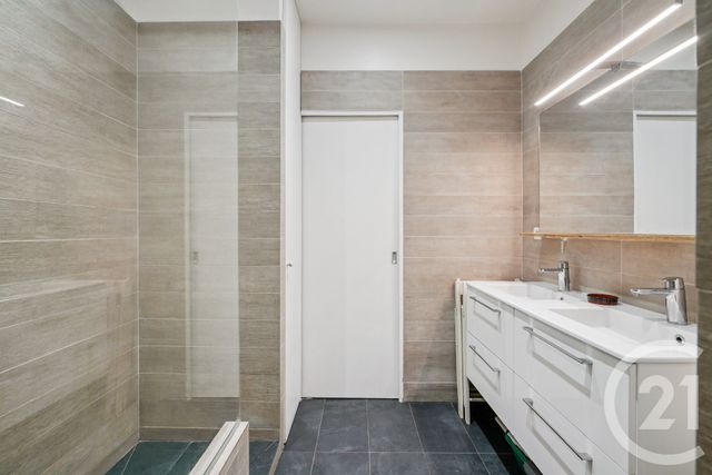 Appartement F4 à vendre - 4 pièces - 91.51 m2 - PARIS - 75019 - ILE-DE-FRANCE - Century 21 Chaumont-Laumière