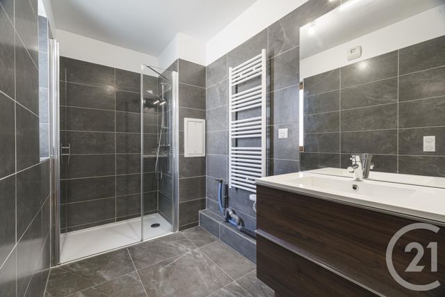 Appartement à vendre - 2 pièces - 57.78 m2 - PARIS - 75019 - ILE-DE-FRANCE - Century 21 Chaumont-Laumière
