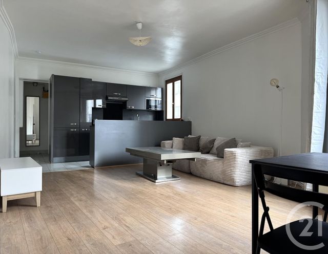 Appartement F2 à louer - 2 pièces - 42.0 m2 - PARIS - 75019 - ILE-DE-FRANCE - Century 21 Chaumont-Laumière