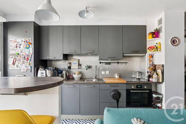 Appartement F3 à vendre - 3 pièces - 57.03 m2 - PARIS - 75019 - ILE-DE-FRANCE - Century 21 Chaumont-Laumière