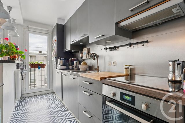 Appartement F3 à vendre - 3 pièces - 57.03 m2 - PARIS - 75019 - ILE-DE-FRANCE - Century 21 Chaumont-Laumière