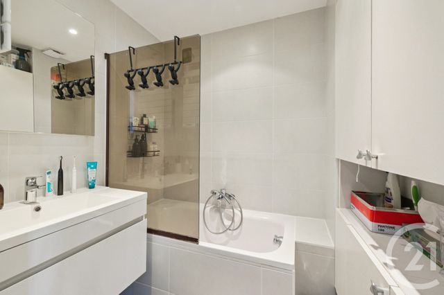 Afficher la photo en grand Appartement F3 à vendre - 3 pièces - 57.8 m2 - PARIS - 75019 - ILE-DE-FRANCE - Century 21 Chaumont-Laumière