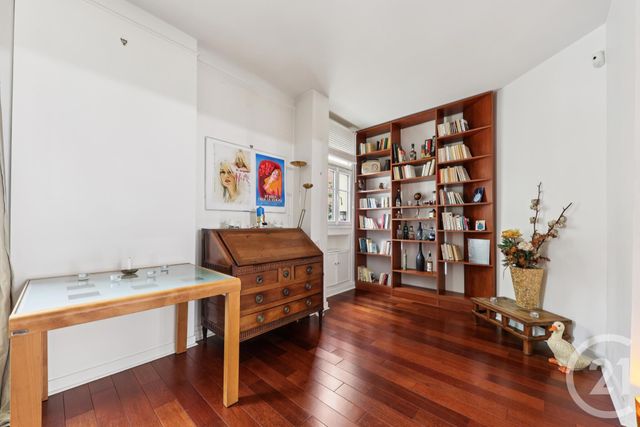 Appartement F3 à vendre - 3 pièces - 72.08 m2 - PARIS - 75019 - ILE-DE-FRANCE - Century 21 Chaumont-Laumière