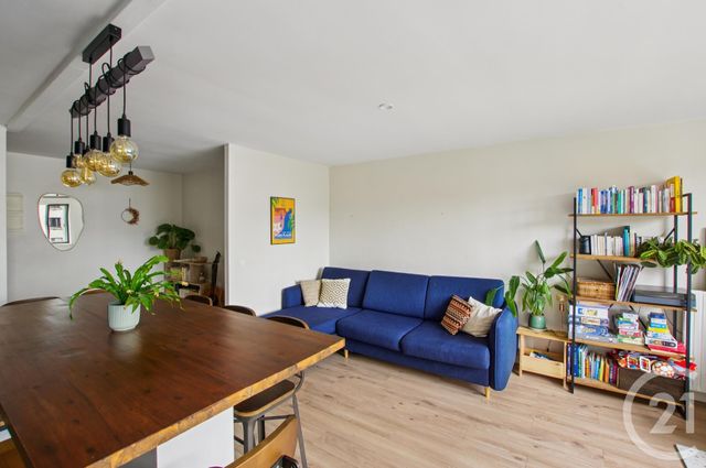 Appartement F2 à vendre - 2 pièces - 55.0 m2 - PARIS - 75019 - ILE-DE-FRANCE - Century 21 Chaumont-Laumière