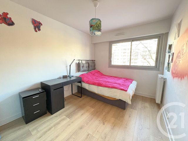 Appartement à vendre - 4 pièces - 77.94 m2 - PARIS - 75019 - ILE-DE-FRANCE - Century 21 Chaumont-Laumière