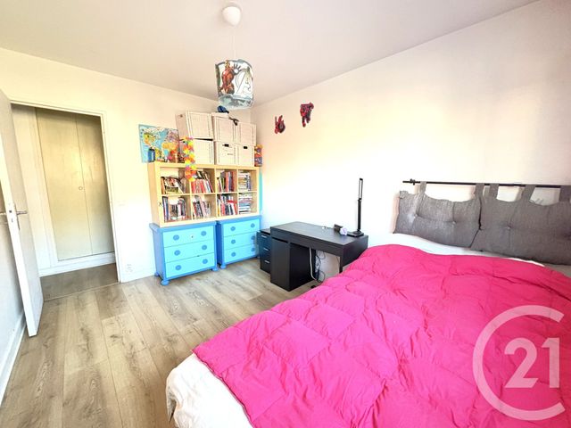 Appartement à vendre - 4 pièces - 77.94 m2 - PARIS - 75019 - ILE-DE-FRANCE - Century 21 Chaumont-Laumière