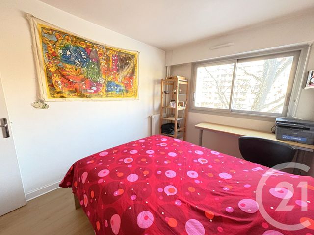 Appartement à vendre - 4 pièces - 77.94 m2 - PARIS - 75019 - ILE-DE-FRANCE - Century 21 Chaumont-Laumière