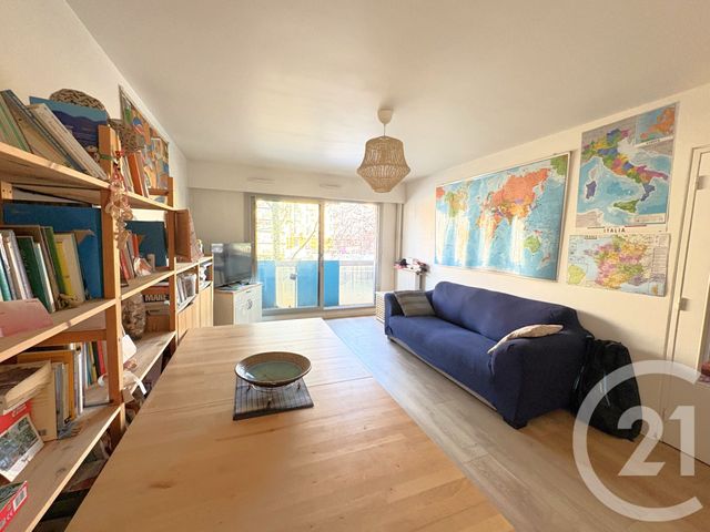 Appartement à vendre - 4 pièces - 77.94 m2 - PARIS - 75019 - ILE-DE-FRANCE - Century 21 Chaumont-Laumière