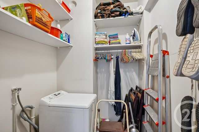Appartement F4 à vendre - 4 pièces - 94.28 m2 - PARIS - 75019 - ILE-DE-FRANCE - Century 21 Chaumont-Laumière