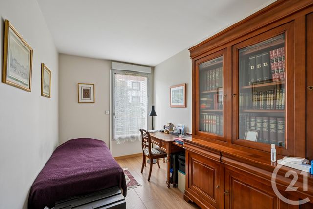 Appartement F4 à vendre - 4 pièces - 94.28 m2 - PARIS - 75019 - ILE-DE-FRANCE - Century 21 Chaumont-Laumière