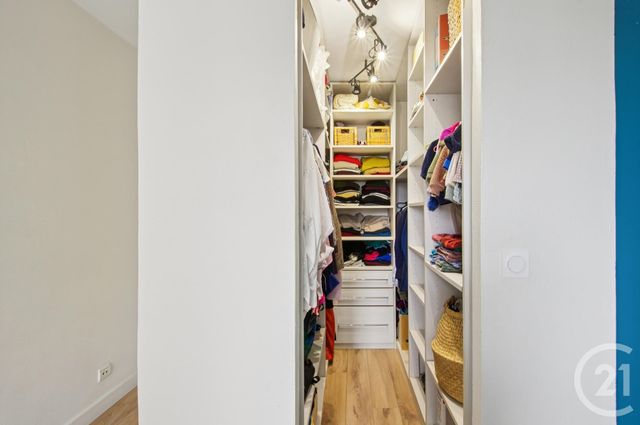 Appartement F2 à vendre - 2 pièces - 55.0 m2 - PARIS - 75019 - ILE-DE-FRANCE - Century 21 Chaumont-Laumière