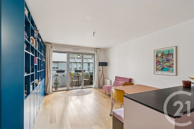 Appartement F3 à vendre - 3 pièces - 67.58 m2 - PARIS - 75019 - ILE-DE-FRANCE - Century 21 Chaumont-Laumière