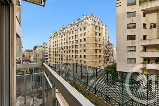 Appartement F2 à vendre - 2 pièces - 42.0 m2 - PARIS - 75019 - ILE-DE-FRANCE - Century 21 Chaumont-Laumière