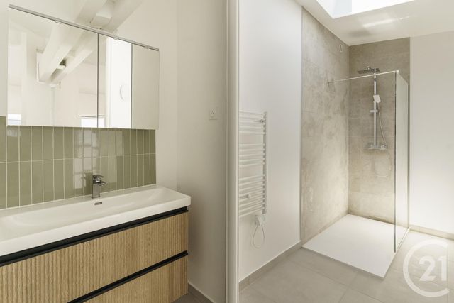 Appartement F3 à vendre - 3 pièces - 77.97 m2 - PARIS - 75011 - ILE-DE-FRANCE - Century 21 Chaumont-Laumière