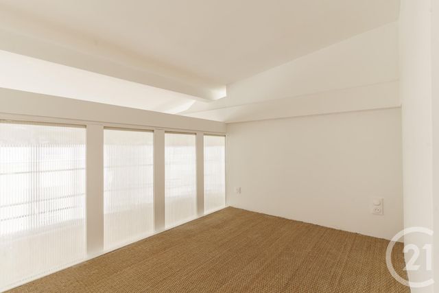 Appartement F3 à vendre - 3 pièces - 77.97 m2 - PARIS - 75011 - ILE-DE-FRANCE - Century 21 Chaumont-Laumière