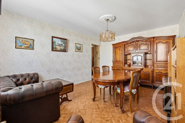 Appartement F3 à vendre - 3 pièces - 57.42 m2 - CLICHY - 92 - ILE-DE-FRANCE - Century 21 Chaumont-Laumière