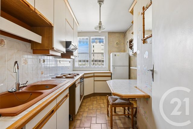 Appartement F3 à vendre - 3 pièces - 57.42 m2 - CLICHY - 92 - ILE-DE-FRANCE - Century 21 Chaumont-Laumière