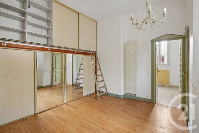 Appartement à vendre - 2 pièces - 39.0 m2 - PARIS - 75019 - ILE-DE-FRANCE - Century 21 Chaumont-Laumière