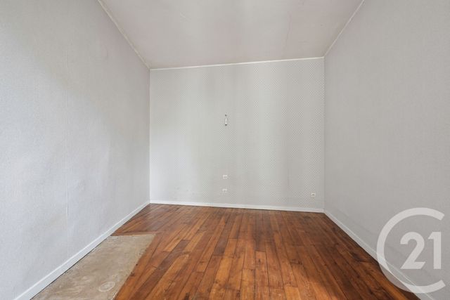 Appartement T2 à vendre - 2 pièces - 26.87 m2 - PARIS - 75019 - ILE-DE-FRANCE - Century 21 Chaumont-Laumière