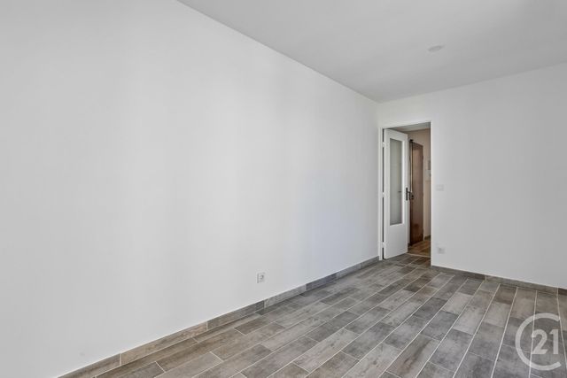 Appartement F1 à vendre - 1 pièce - 18.81 m2 - PARIS - 75019 - ILE-DE-FRANCE - Century 21 Chaumont-Laumière