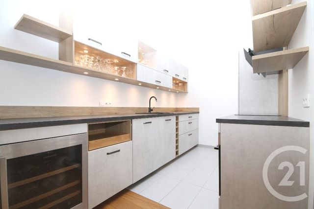 Appartement F3 à vendre - 3 pièces - 72.0 m2 - PARIS - 75019 - ILE-DE-FRANCE - Century 21 Chaumont-Laumière