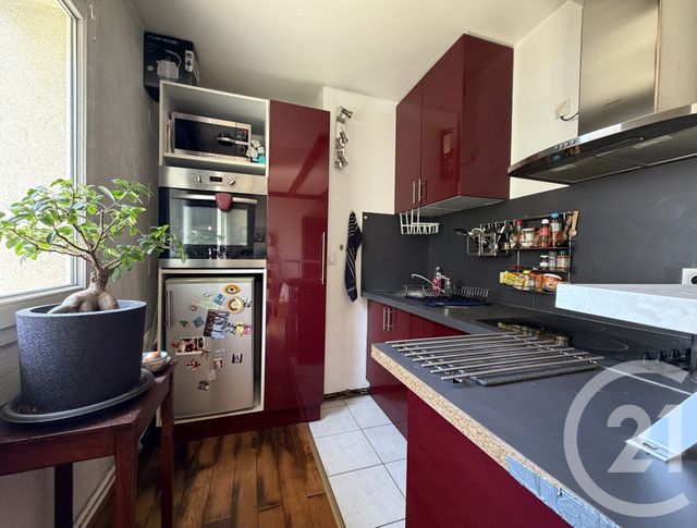 Appartement F1 à louer - 1 pièce - 28.0 m2 - PARIS - 75019 - ILE-DE-FRANCE - Century 21 Chaumont-Laumière