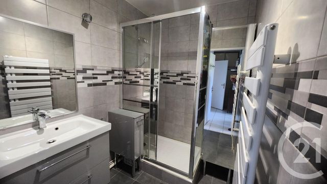 Appartement F3 à vendre - 3 pièces - 68.77 m2 - LE PRE ST GERVAIS - 93 - ILE-DE-FRANCE - Century 21 Chaumont-Laumière