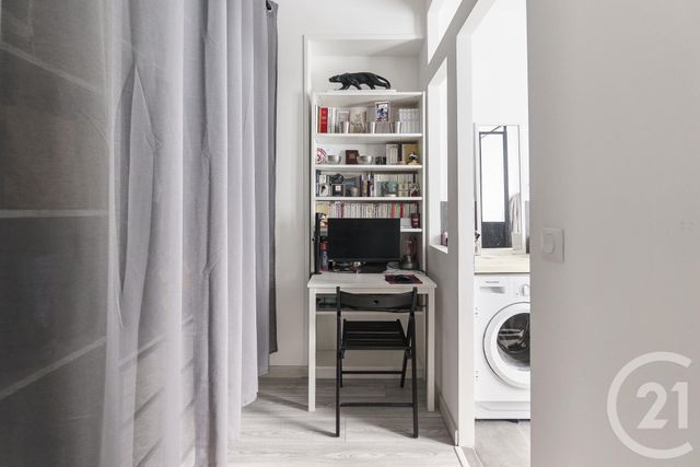 Appartement F1 à vendre - 1 pièce - 23.86 m2 - PARIS - 75017 - ILE-DE-FRANCE - Century 21 Chaumont-Laumière