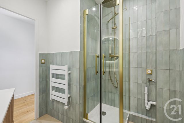 Appartement T2 à vendre - 2 pièces - 32.02 m2 - PARIS - 75019 - ILE-DE-FRANCE - Century 21 Chaumont-Laumière