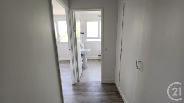 Appartement F1 à vendre - 1 pièce - 27.31 m2 - PARIS - 75019 - ILE-DE-FRANCE - Century 21 Chaumont-Laumière