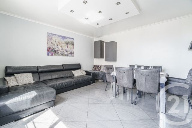 Appartement F3 à vendre - 3 pièces - 74.02 m2 - PARIS - 75019 - ILE-DE-FRANCE - Century 21 Chaumont-Laumière