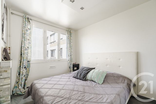 Appartement F3 à vendre - 3 pièces - 74.02 m2 - PARIS - 75019 - ILE-DE-FRANCE - Century 21 Chaumont-Laumière