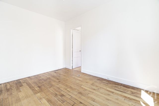 Appartement F2 à vendre - 2 pièces - 31.36 m2 - PARIS - 75019 - ILE-DE-FRANCE - Century 21 Chaumont-Laumière