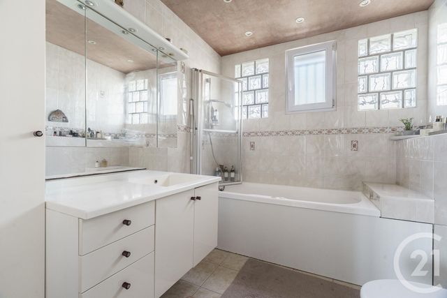 maison à vendre - 6 pièces - 142.0 m2 - DRANCY - 93 - ILE-DE-FRANCE - Century 21 Chaumont-Laumière