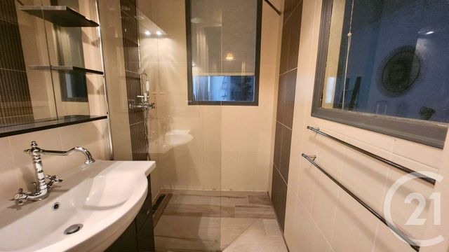 Appartement F2 à vendre - 2 pièces - 45.1 m2 - PARIS - 75019 - ILE-DE-FRANCE - Century 21 Chaumont-Laumière